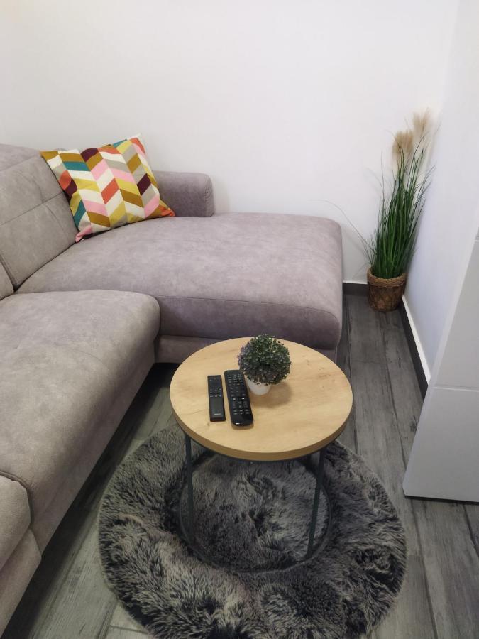 Apartman Na Jezeru Загреб Екстериор снимка