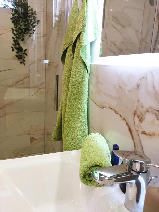 Apartman Na Jezeru Загреб Екстериор снимка