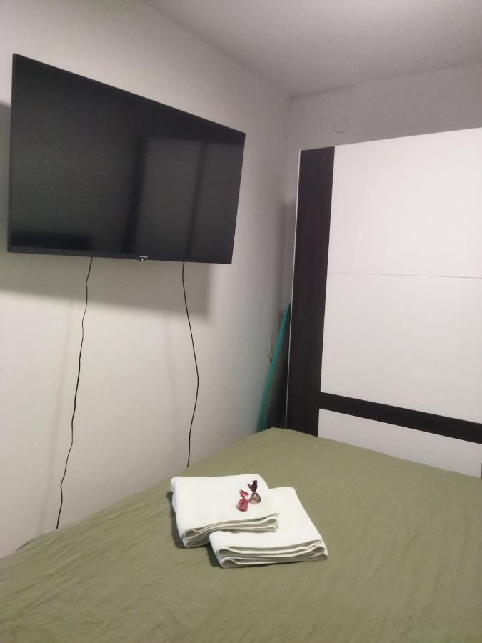 Apartman Na Jezeru Загреб Екстериор снимка