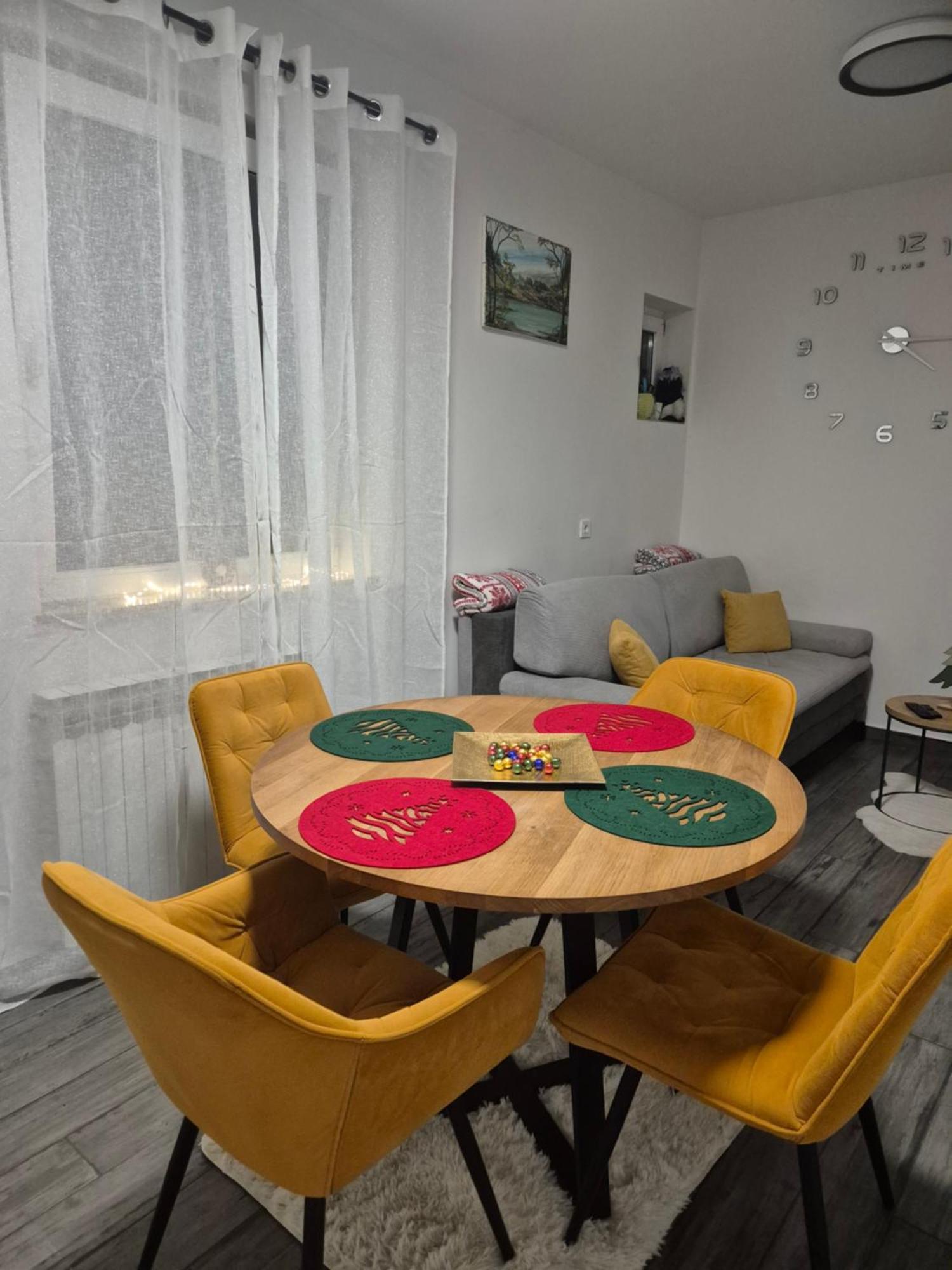 Apartman Na Jezeru Загреб Екстериор снимка